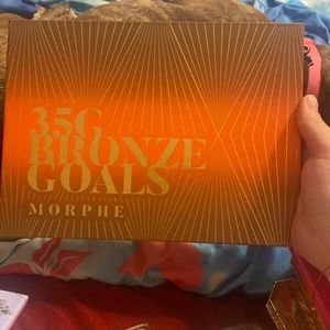 brand new morphe pallet